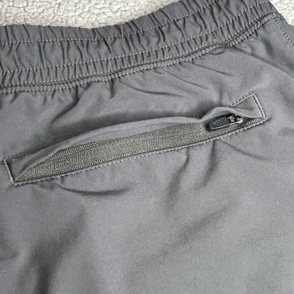 Rhone Shorts Mens Medium Gray Lightweight Performance Stretch Athletic Gym M - Picture 9 of 16